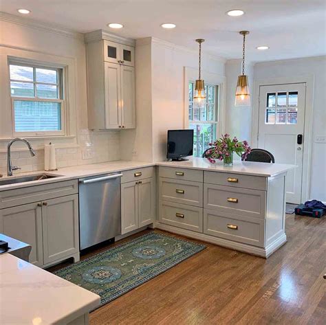 Sherwin Williams Repose Gray Kitchen