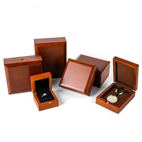 Luxury Solid Wood Jewellery Packaging Set Boxes Gold Coin Wood Box