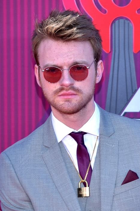 Finneas Oconnell Height Weight Age Body Statistics Healthy Celeb