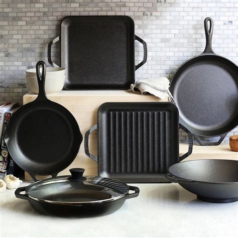 Lodge Chef Collection Seasoned Cast Iron Stir Fry Skillet