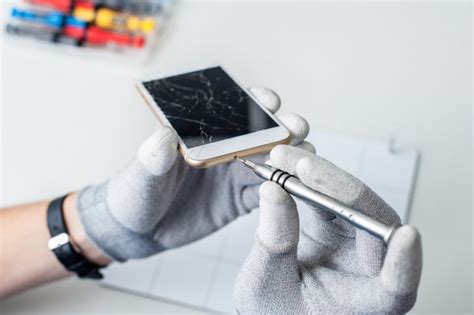 Got A Cracked Screen 5 Best Smartphone Screen Repair Options