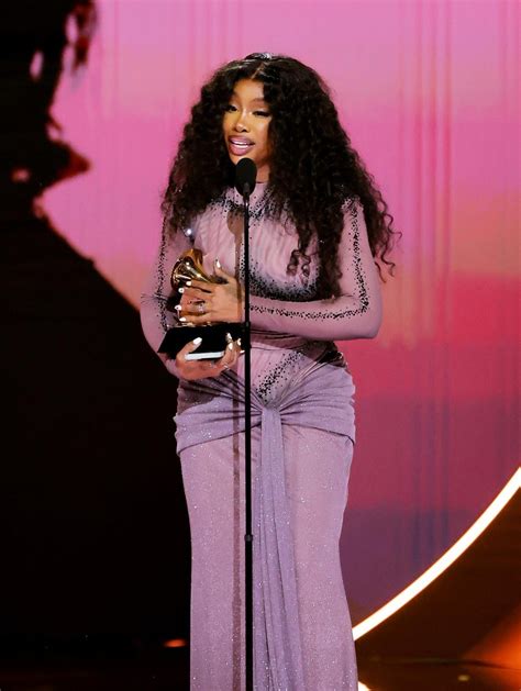 SZA Says Hi to Taylor Swift During Her 2024 Grammys Speech | Us Weekly