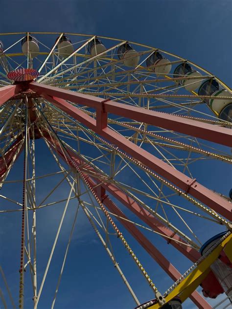 Ferris Wheel Fair Grounds Travel Quick Viajes Destinations