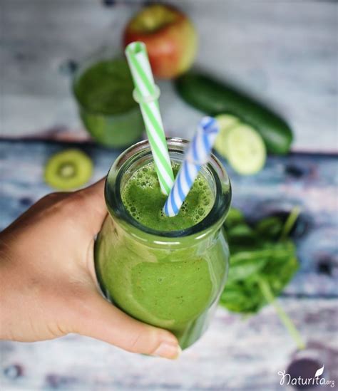 Fr Hherbst Smoothie Mit Gurke Apfel Und Kiwi Naturita By Margarita