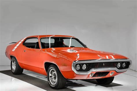 1971 Plymouth Road Runner | Volo Museum