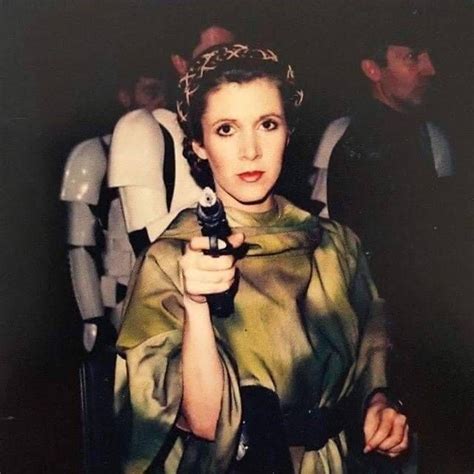 Star Wars Holocron On Twitter Carrie Fisher Behind The Scenes Of