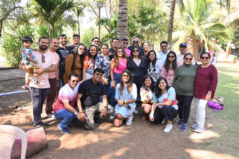 family picnic places  visit  pune   kms