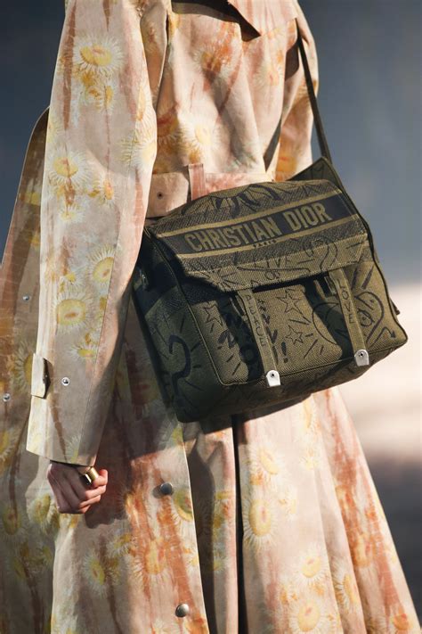 Dior Springsummer 2019 Runway Bag Collection Spotted Fashion