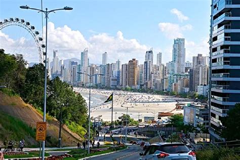 Bairro Pioneiros Barra Norte Em Balne Rio Cambori