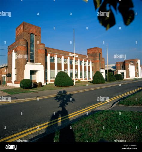 Art Deco office building in Slough Berkshire Stock Photo - Alamy