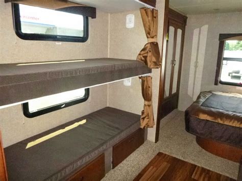 Nw Rventure The 2015 Jayco Greyhawk 31fs