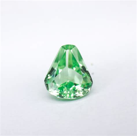 Mint Grossular Garnet Cts Modified Pear Shape Mgg Gemworld Ltd