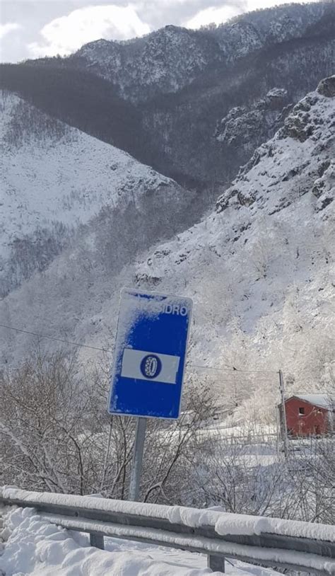 La Nieve Obliga Al Uso De Cadenas En Cuatro Puertos De Monta A