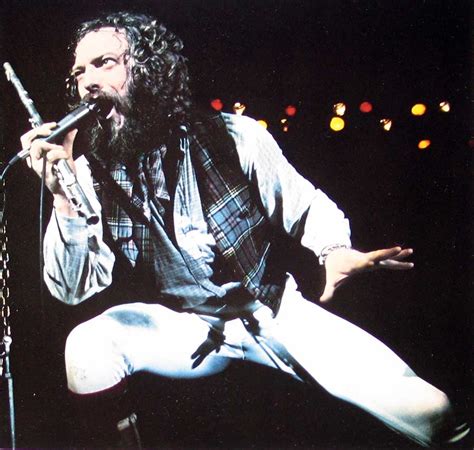 Jethro Tull Bursting Out Live 2lp Album Cover Gallery And 12 Vinyl Lp Discography Information