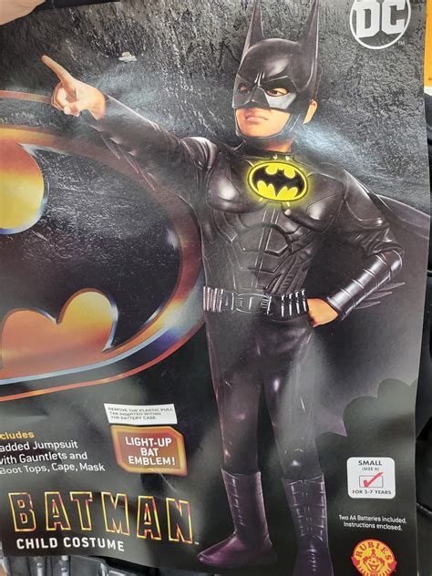 The Flash Batgirl Keaton Returns Spoilers Rpf Costume And Prop