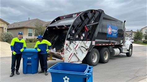 Republic Services Peterbilt Mcneilus Rear Loader Garbage Truck