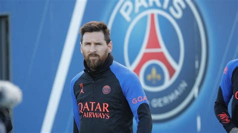 PSG Lionel Messi présente ses excuses après sa sanction vidéo