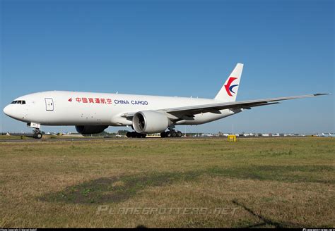 B 2077 China Cargo Airlines Boeing 777 F6N Photo By Marcel Rudolf ID