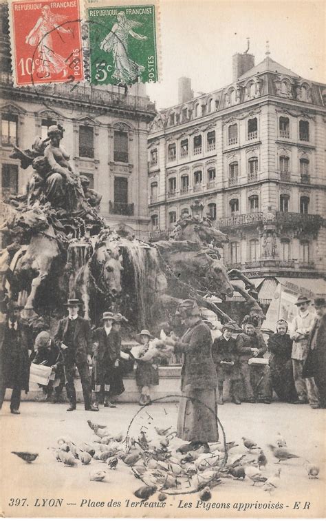 Lyon Lyon Place Des Terreaux Carte Postale Ancienne Et Vue