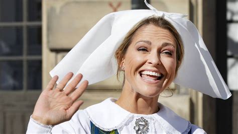 Prinzessin Madeleine Kehrt Zur Ck Nach Schweden F R Den Sommer