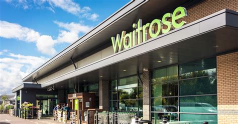 Waitrose Platinum Jubilee opening hours and closing times for Queen's ...