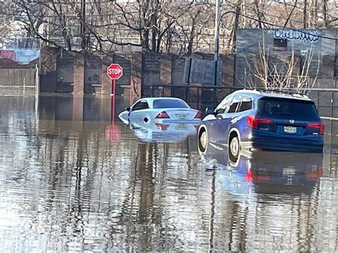 Flooding Woes Continue In N J Towns As Passaic River Keeps Rising More Rain On The Way