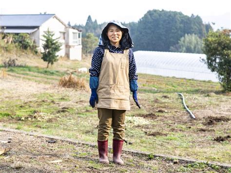 畑仕事をおしゃれに楽しむ農家さん、増えています！ かわいくて機能的な農作業着を買うなら『畑乃家』 Women Fashion Style