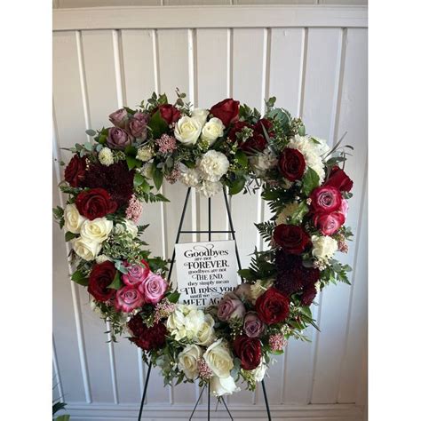 Open Heart Wreath With Personalized Sign Rigby Florist The Burlap