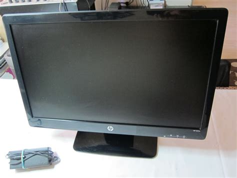 HP 2211x 21 5 Inch LED Monitor Ultra Slim Prodam Ali Menjam