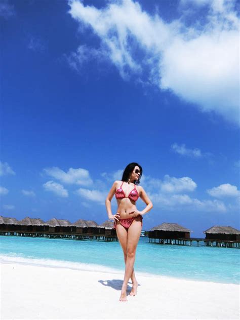 Hot girl Việt khoe dáng mỹ miều với bikini