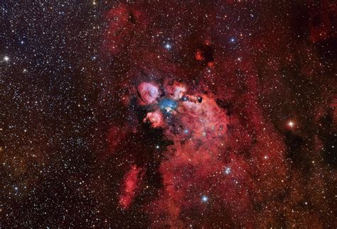 Apod June Ngc The Cat S Paw Nebula