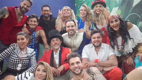 Participante De La Casa De Los Famosos Es Exhibido En Vivo Por