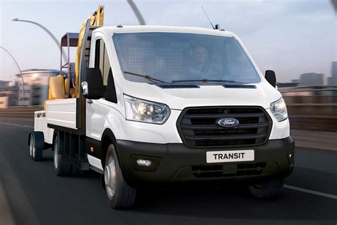 La Ford Transit Chasis Incorpor El Nuevo Motor Panther Turbodi Sel De