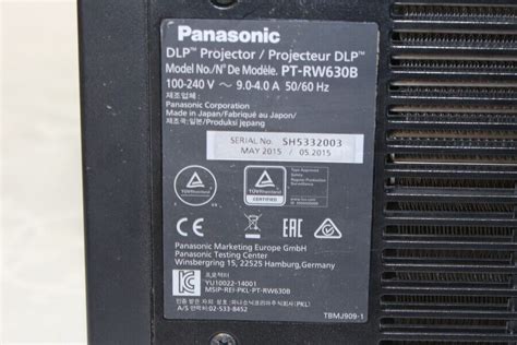 Panasonic PT RW630 Objektiv Laser DLP Projektor Beamer 6000Lumen