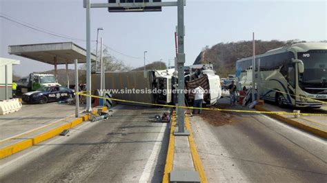 Dos Muertos Tras Volcadura De Un Tr Iler En La Autopista Del Sol