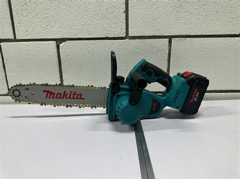 Краща ціна Акумуляторна ланцюгова пила Makita duc 122 3 850 грн