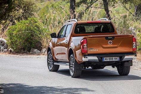 NISSAN Navara NP300 Double Cab Specs Photos 2015 2016 2017 2018