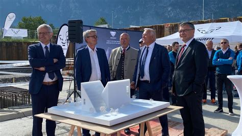 OBERALP GROUP Presse Media Oberalp Gruppe legt Grundstein für neues