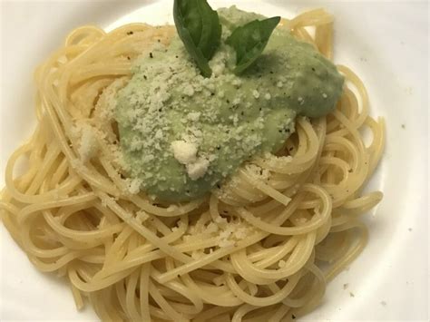 Pâtes au pesto davocat au Thermomix Cookomix