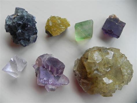 MINERALES C O L O R