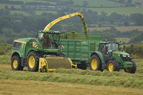 John Deere 9600i SPFH Filling A Broughan Engineering Mega Flickr