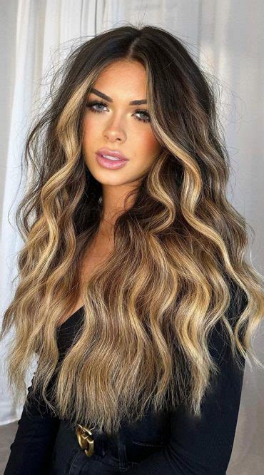 50 Ways To Wear Spring S Best Hair Colours Honey Blonde Lightened