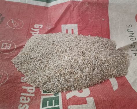 Stone Sand Silica Sand Brown Chemical Grade Quartz Granules For