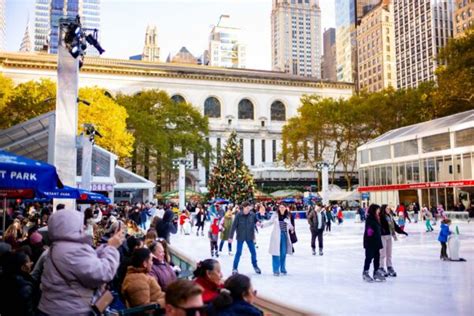 10 EPIC Ice Skating Rinks in New York City (Local's Guide)