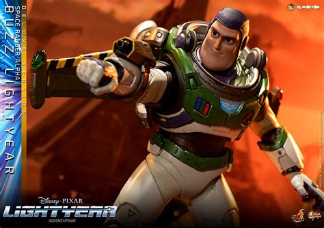 Hot Toys MMS635 Lightyear 1 6th Scale Space Ranger Alpha Buzz Lightyear Collectible Figure