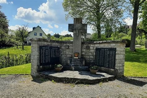 Waar Ligt Oorlogsmonument Rinnen Rinnen Kall Tracesofwar Nl