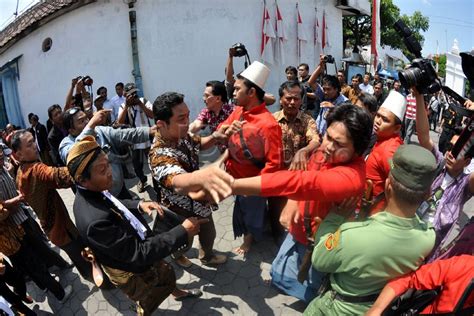 FOTO Kemelut Keraton Surakarta Semakin Memanas