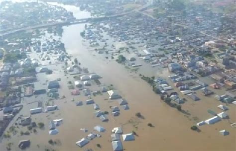 Cameroon Nigeria Nigeria Le Bilan Des Inondations D Passe Les