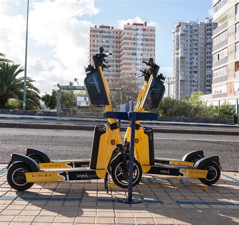 El alquiler de bicicletas y patinetes públicos dan buen resultado en