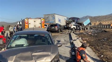 Accidente Macrolibramiento Querétaro Mueren 3 Personas En Carambola